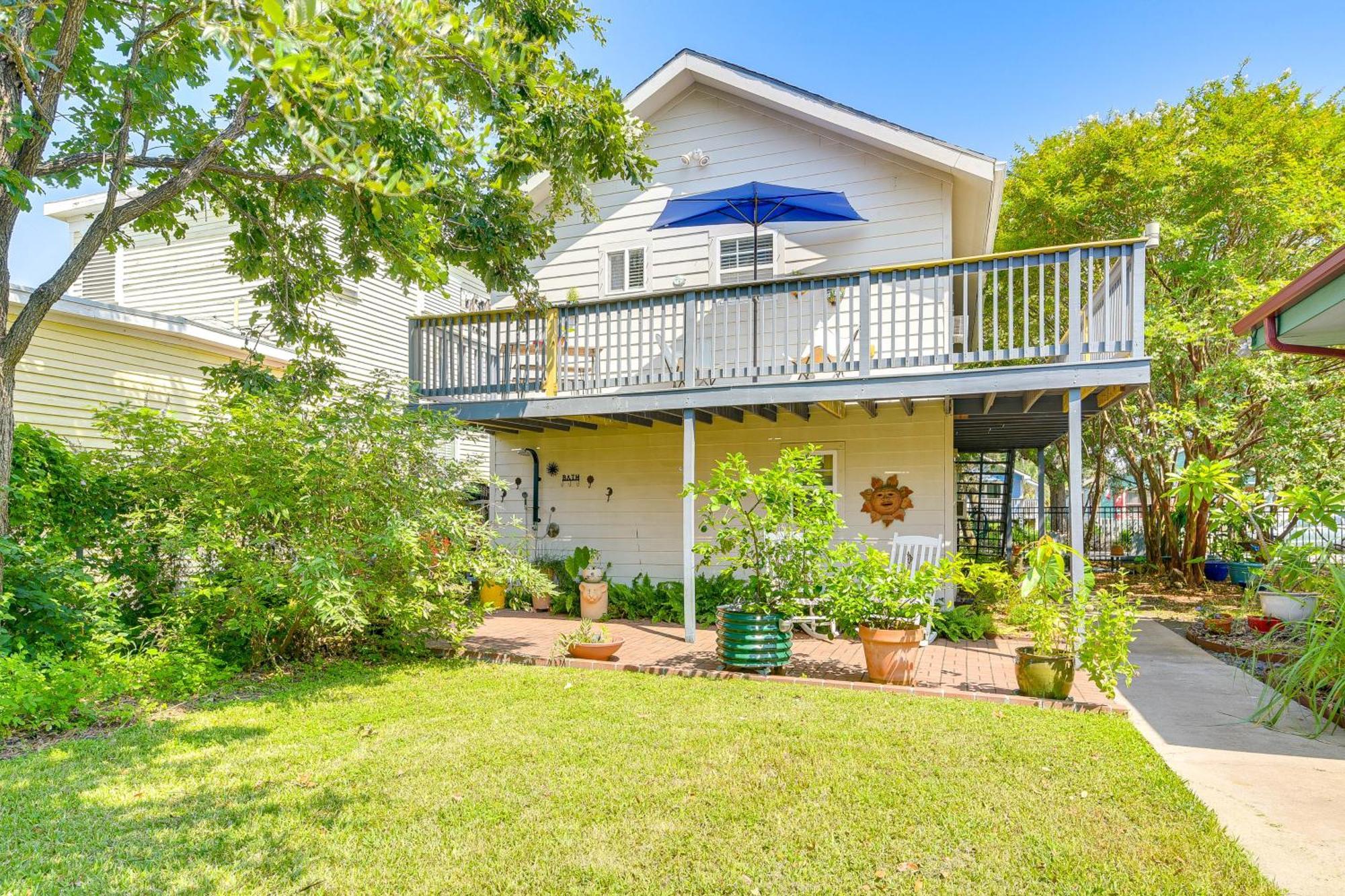 Cozy Galveston Apartment With Private Beach Pass! Extérieur photo