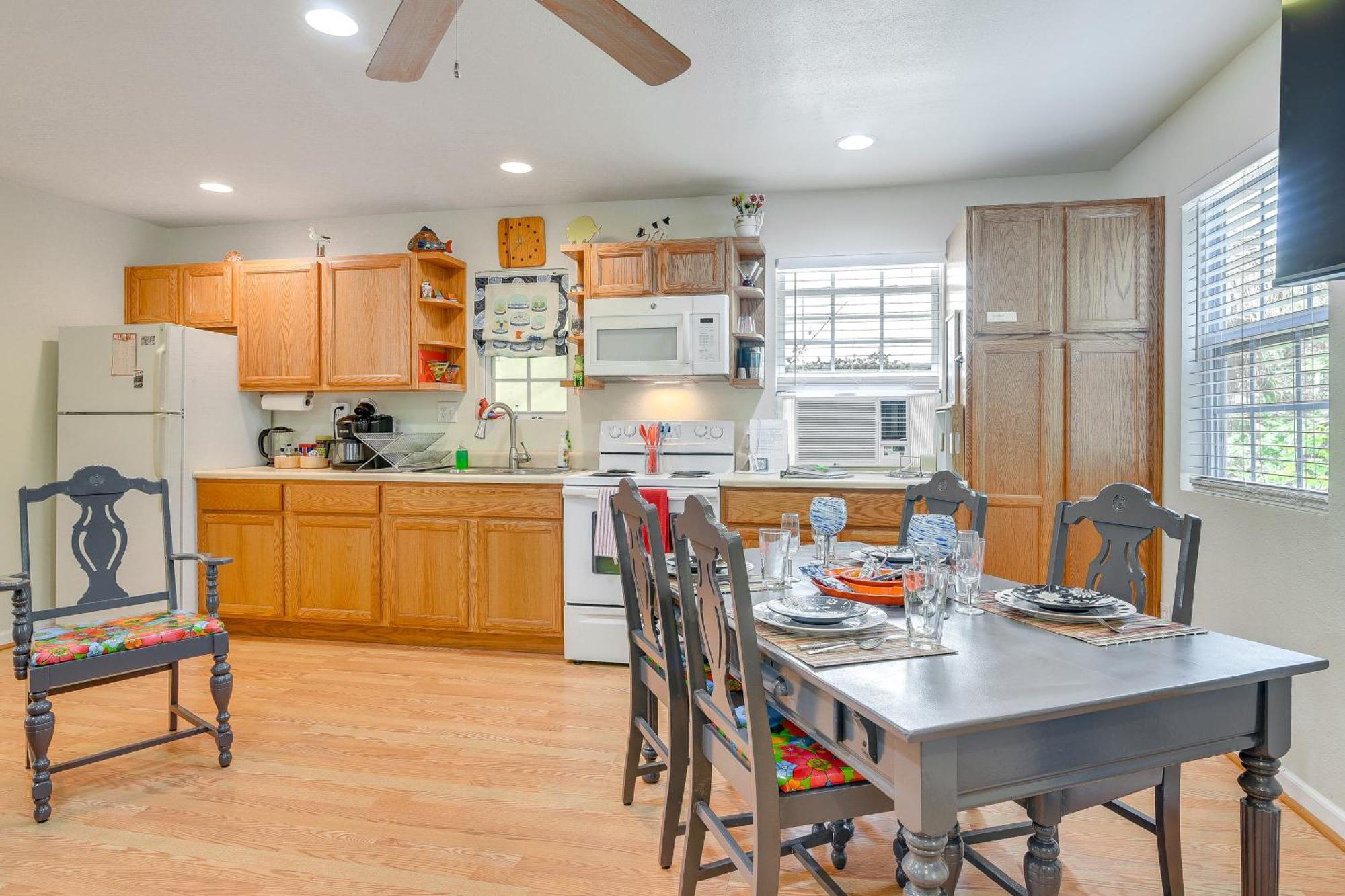 Cozy Galveston Apartment With Private Beach Pass! Extérieur photo